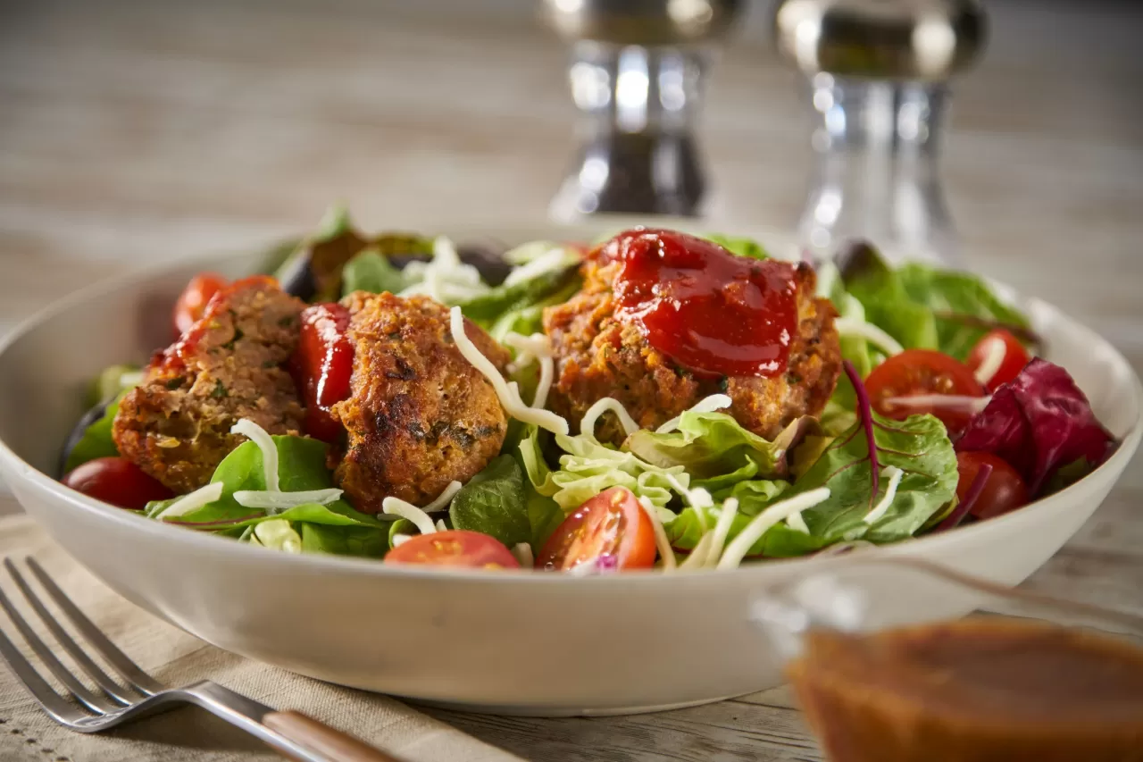 Fresh Express Turkey Meatloaf Salad Recipe img#1