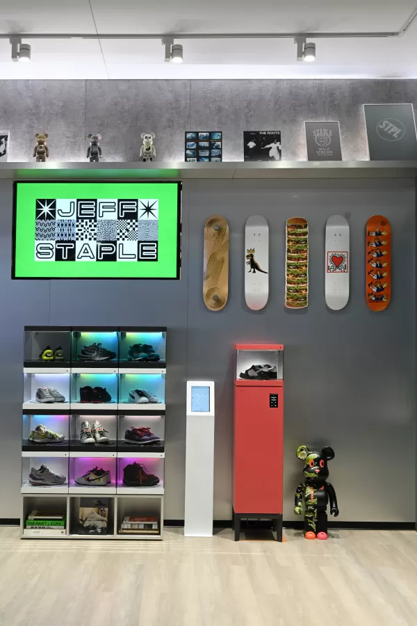 LG AND JEFF STAPLE SHOWCASE NEW LIFESTYLE TRENDS IN THE CREATOR’S ROOM AT CES 2023 (LG Electronics, Inc.) img#2