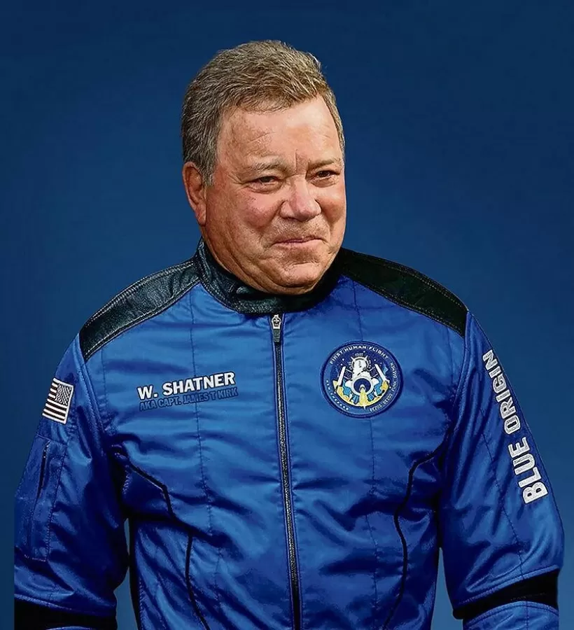 William Shatner will receive the “Aviation Inspiration and Patriotism Award.” Mr. Shatner is a private pilot and he recently made history as the oldest living person to travel to space when he flew on Jeff Bezos’ Blue Origin img#1