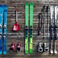 De meest voorkomende (én gekste) dingen die vakantiegangers achterlaten op skivakantie