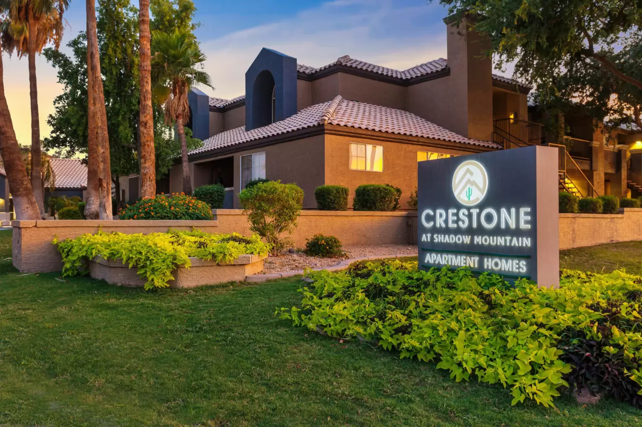 Hamilton Zanze has acquired the Crestone at Shadow Mountain apartments in Phoenix, Arizona. The 248-unit, garden-style apartment community features one, two, and three-bedroom residences. img#1