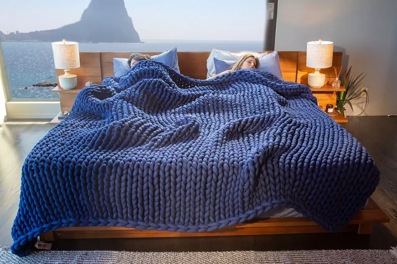 YNM Weighted Blanket comes in a wide range of styles, colors, weights, and sizes to suit everyone's needs. Upgraded their popular knitted weighted blankets for an even more 'snug as a hug' night's sleep. Photo Credit YNM HOME img#1