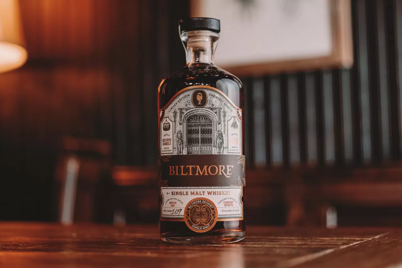 Asheville, North Carolina's Chemist Spirits and Biltmore have collaborated to create their first single malt whiskey. img#1