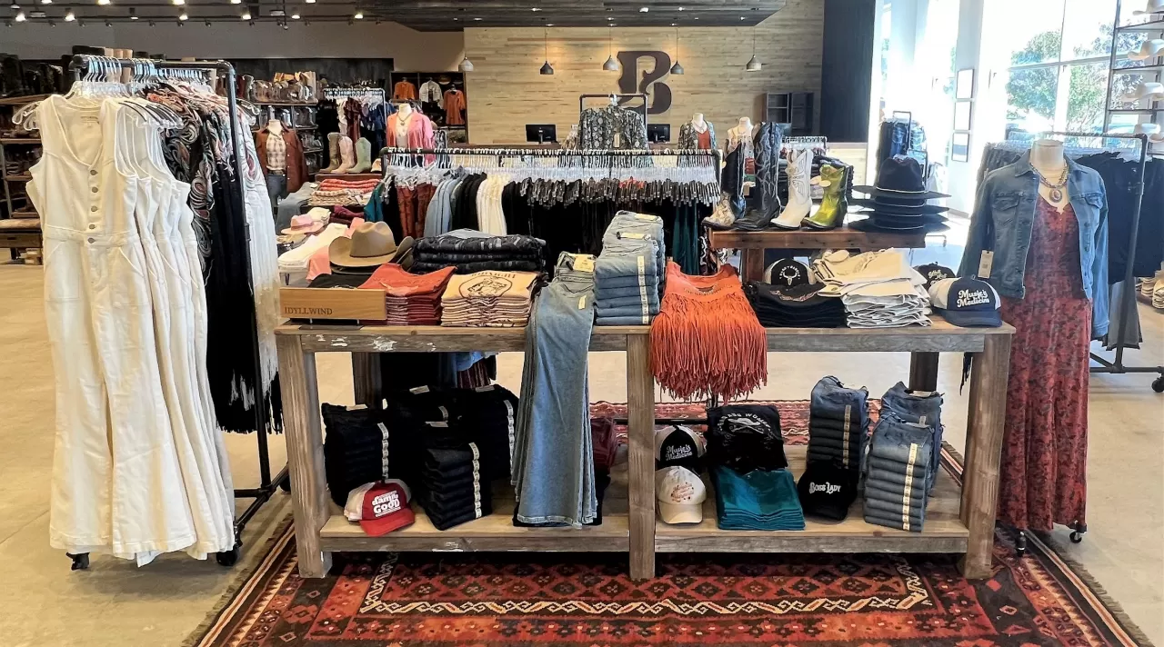 Union Lake Crossing welcomed Boot Barn's second New Jersey location in mid-September. The 14,400-sq.-ft. store offers the broadest selection of cowboy boots, work boots, western wear, workwear, western-inspired fashion, img#2
