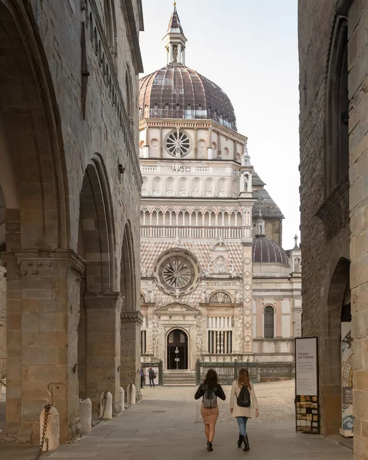 The historical centre of Bergamo Alta, with an external view of Cappella Colleoni img#2