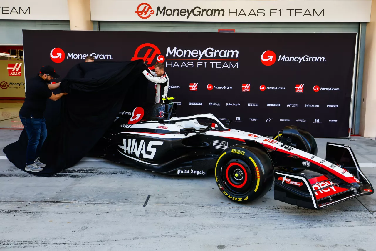 MoneyGram and MoneyGram Haas F1 Team Unveil 2023 Car in Bahrain img#2