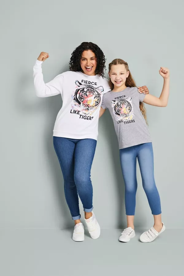 To celebrate women and gender-diverse people this International Women’s Day, Giant Tiger Stores Limited announced today a new collaboration with the Canadian Women’s Foundation to create an exclusive “Fierce Like Tigers” t-shirt and sweater. The custom shirts are available online now at GiantTiger.com and in select Giant Tiger stores on Wednesday, March 1. (CNW Group/Giant Tiger Stores Limited) img#1