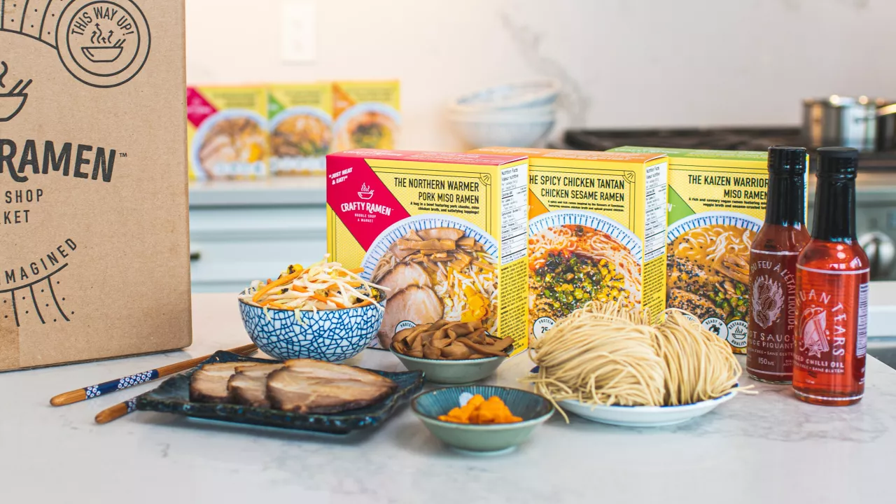 Check out Crafty Ramen's newest way to noodle - they're heating up frozen aisles across Canada. (CNW Group/Crafty Ramen Market Inc.) img#1
