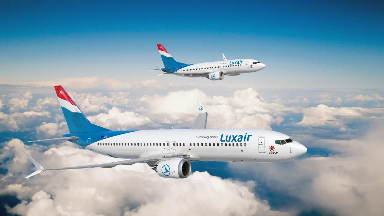 737-8 in Luxair livery (Boeing Graphic) img#1