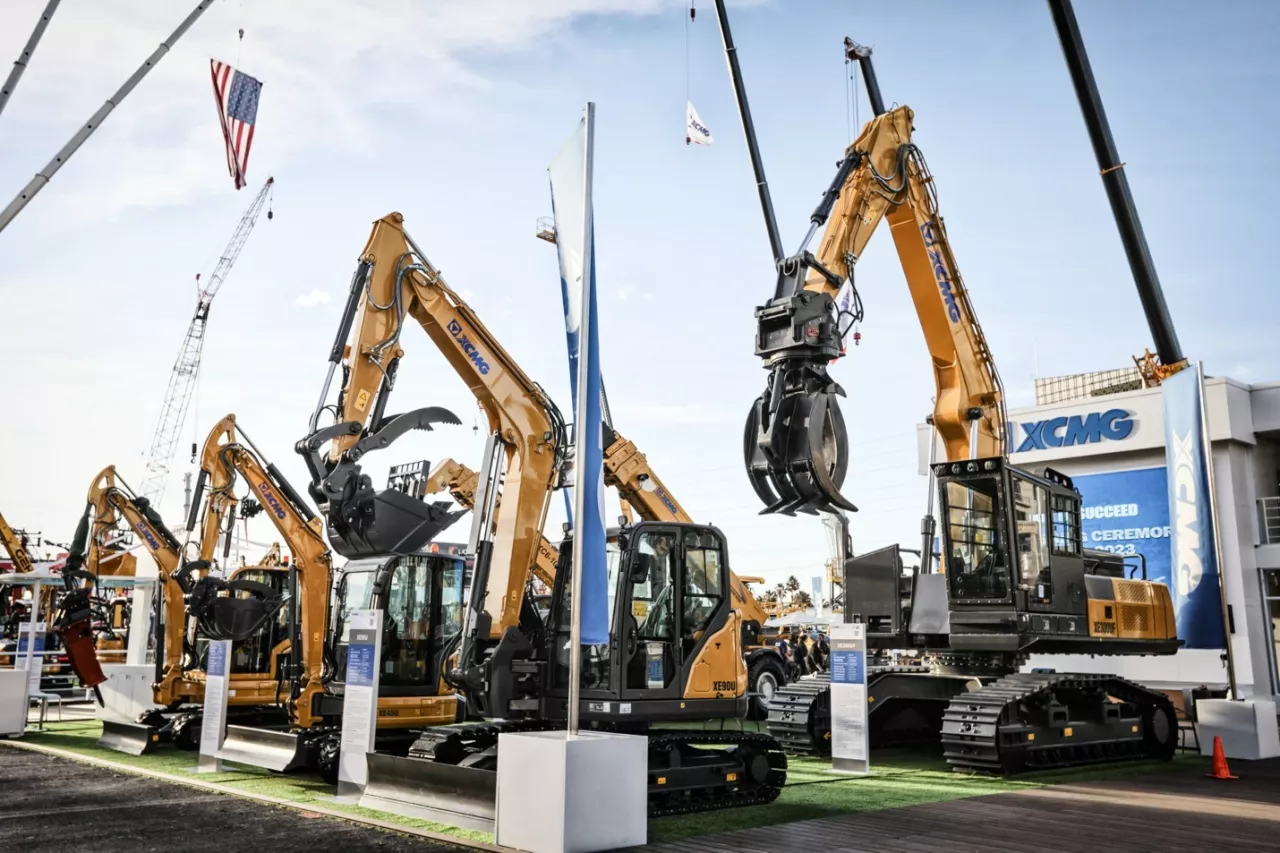 CONEXPO-CON/AGG 2023: XCMG Excavator Releases 17 Models Customized for the North American Market. img#1