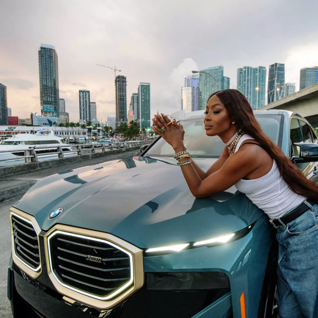 Naomi Campbell becomes co-creator for the launch communication of the first BMW XM img#1