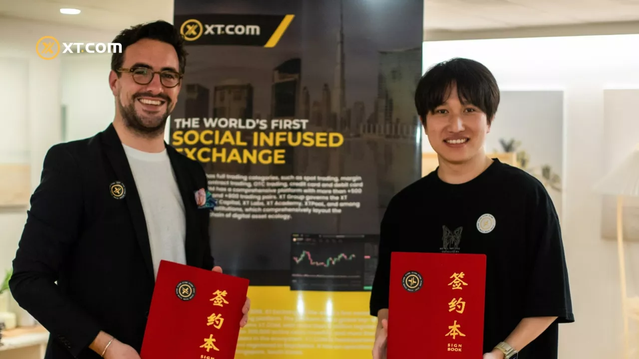 XT.COM held a signing ceremony for @Traderxiaoxia img#1