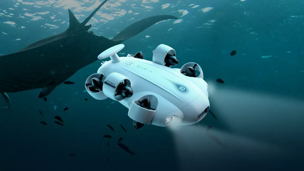 FIFISH V-EVO is the first underwater drone to feature a 4K 60 FPS camera and 360-degree omnidirectional movement, allowing explorers and filmmakers to capture stunning underwater moments in high-resolution video. img#1