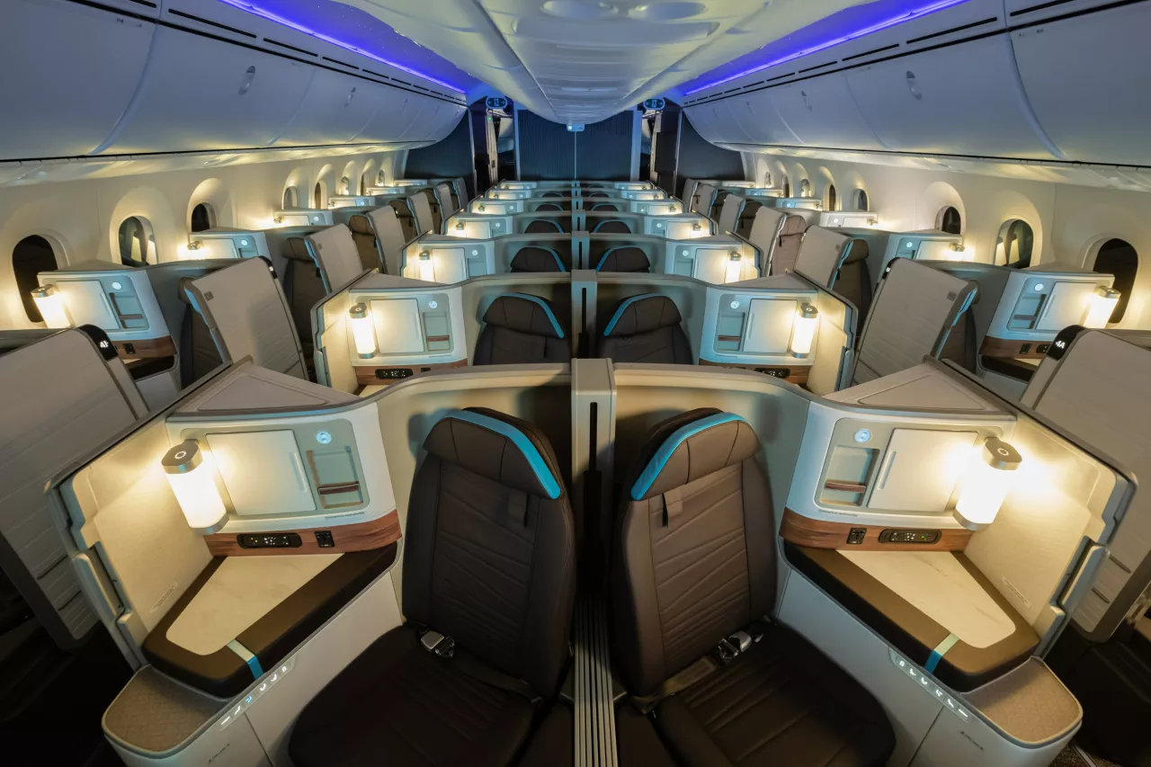 Hawaiian Airlines Leihōkū Suites on the 787 Dreamliner img#1