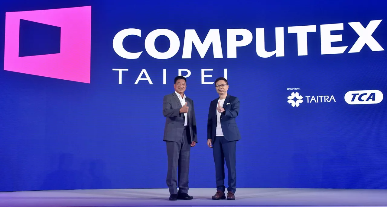 COMPUTEX 2023 opens tomorrow, May 30, at Hall 1 & 2 of Taipei Nangang Exhibition Center. In addition, the organizers, Taiwan External Trade Development Council (TAITRA) and Taipei Computer Association (TCA) held a global press conference today (29) to welcome the worldwide technological innovation energy to Taiwan. From left to right is Paul Peng, Chairman of the Taipei Computer Association and James Huang, Chairman of TAITRA. img#1