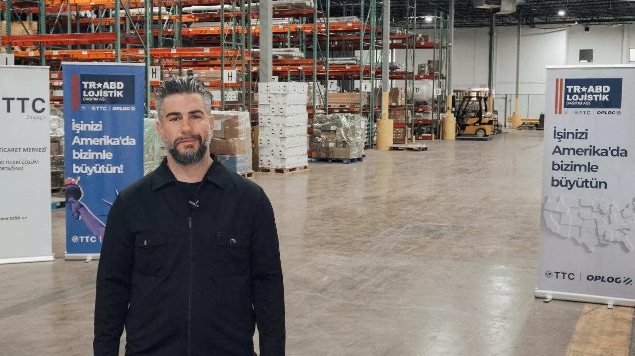 OPLOG's founder and CEO Halit Develioglu at Chicago Fulfillment Center img#2