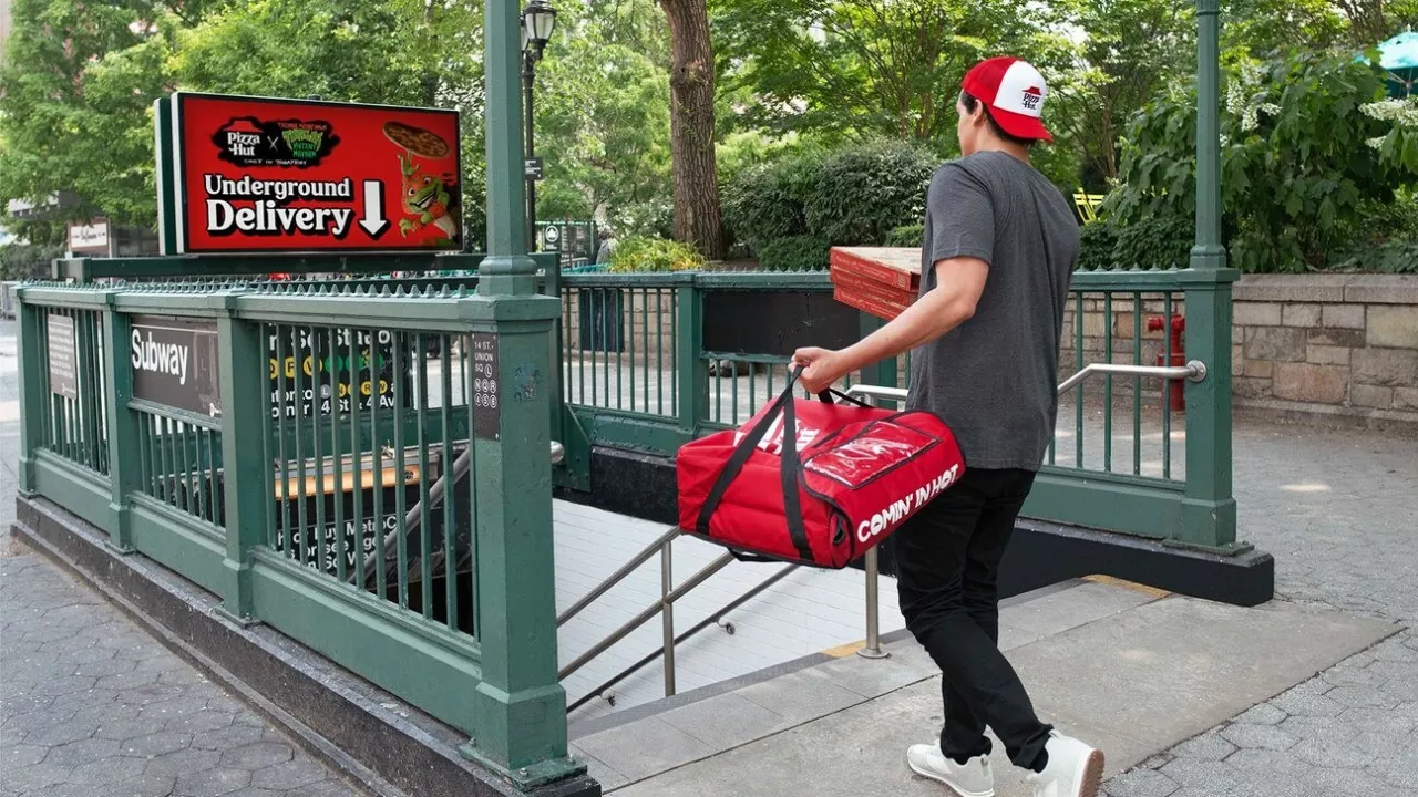 Pizza Hut Tests Underground Deliveries to Celebrate the Upcoming Release of the Teenage Mutant Ninja Turtles: Mutant Mayhem Movie img#5