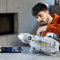New LEGO® Star Wars The Mandalorian Razor Crest Set Revealed